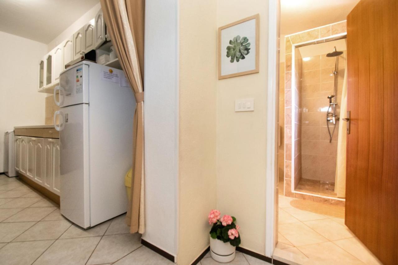 Apartment Ivan ヴーシ エクステリア 写真